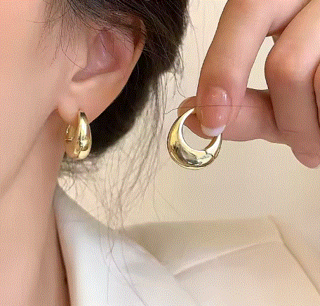 Women's Chunky Dome Earring - HZ TANOLI LLC