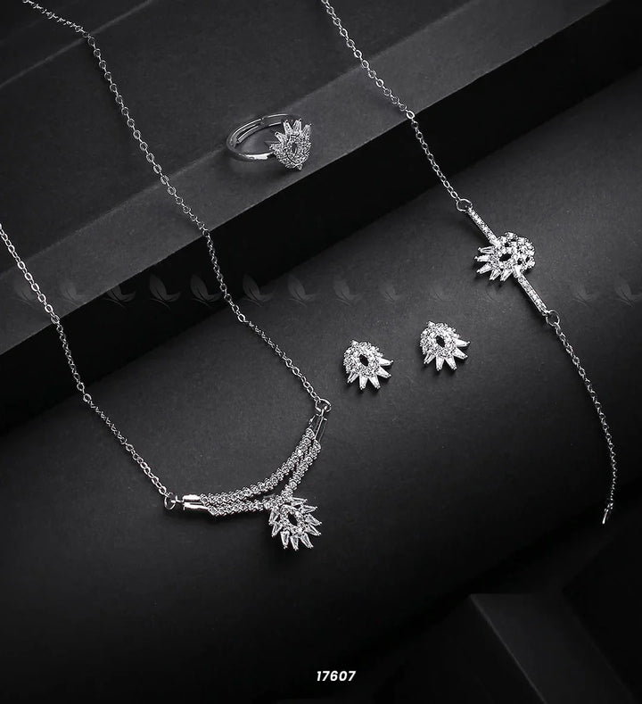 Mirage Necklace Set - HZ TANOLI LLC
